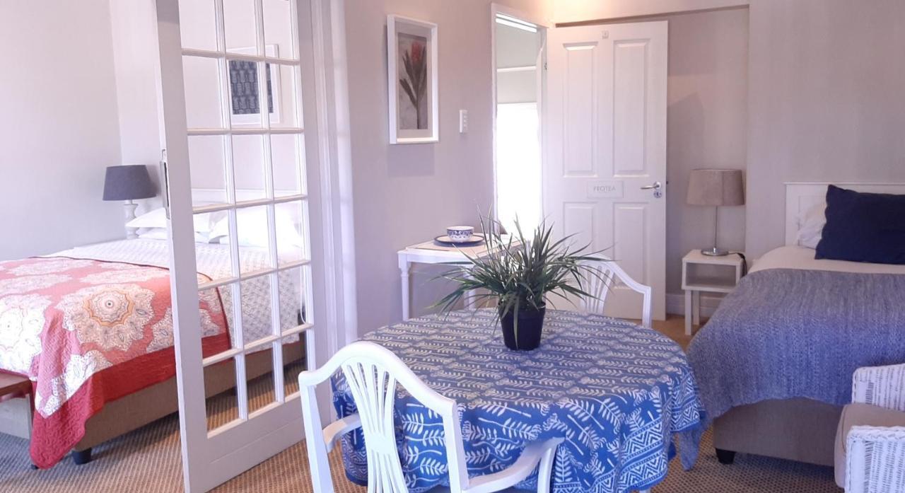 Quarto Triplo Deluxe com Varanda