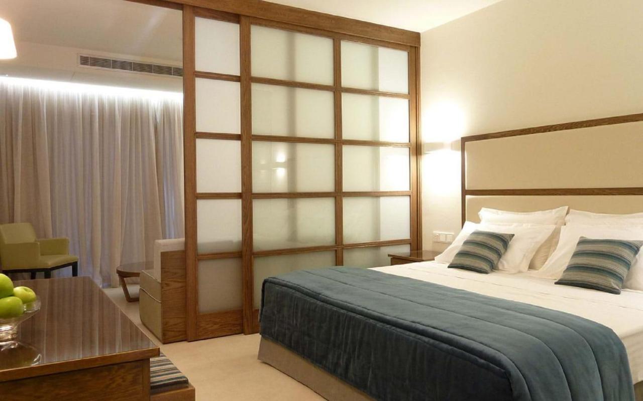 Junior Suite mit Blick ins Landesinnere
