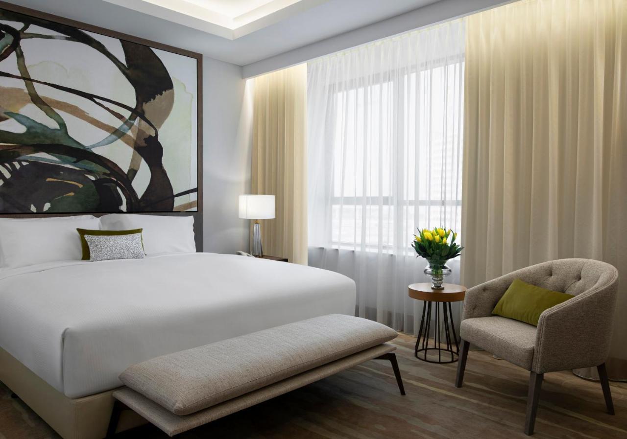 Chambre Lit King-Size - Vue sur Ville