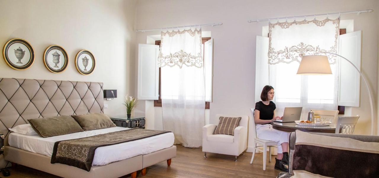 Deluxe Queen Room,1345114577:JPEG