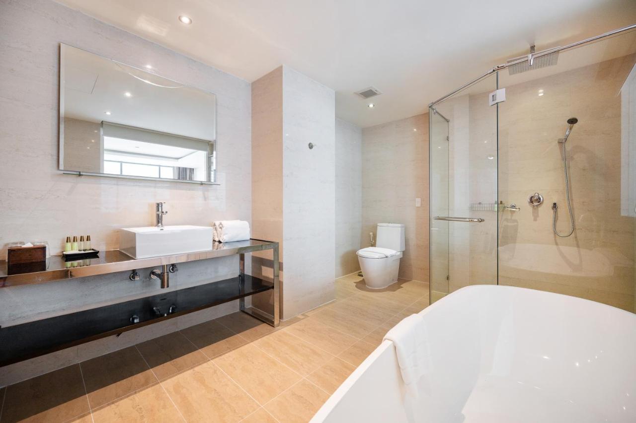 Dreibettzimmer mit Balkon