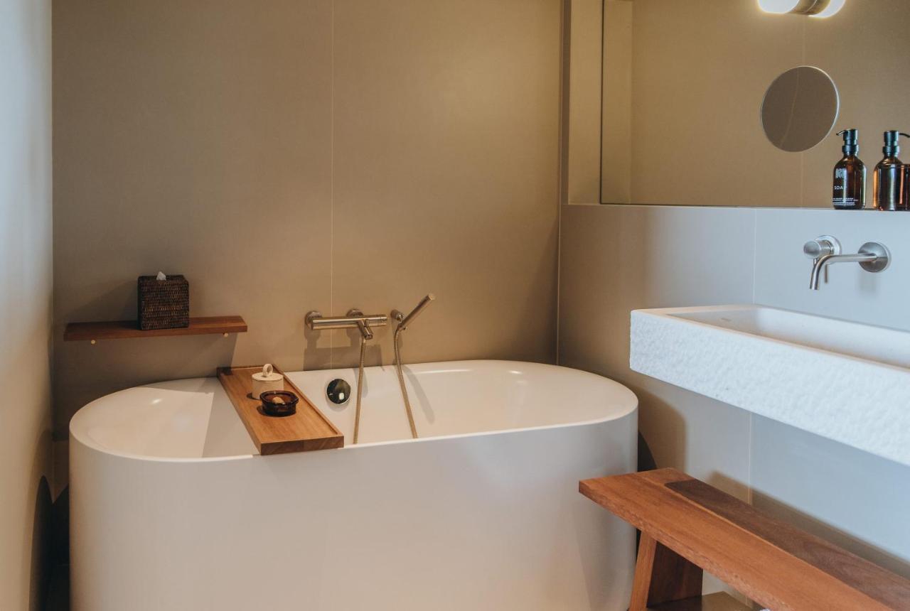 Bay Suite with Sea View,1169216665:JPEG