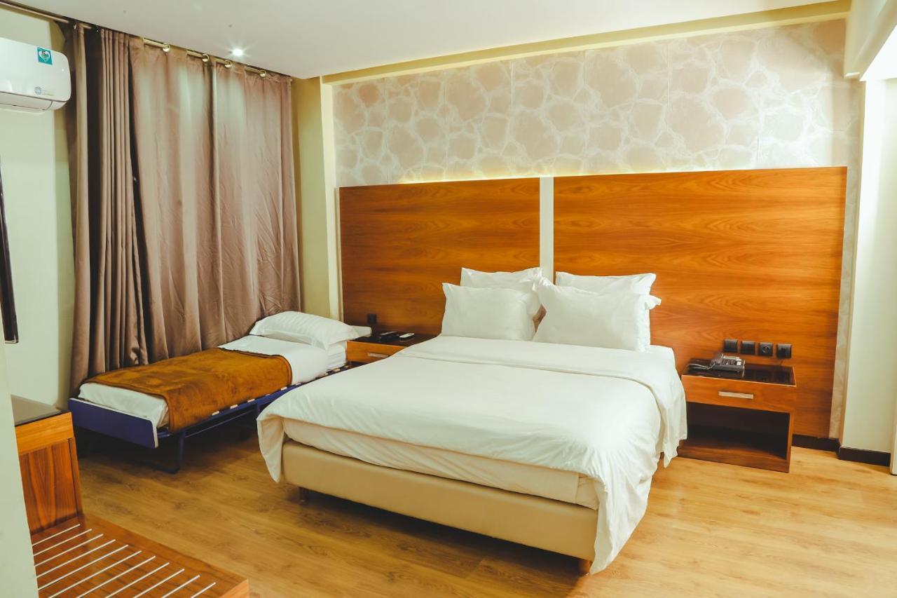 Standard Triple Room,1188244912:JPEG