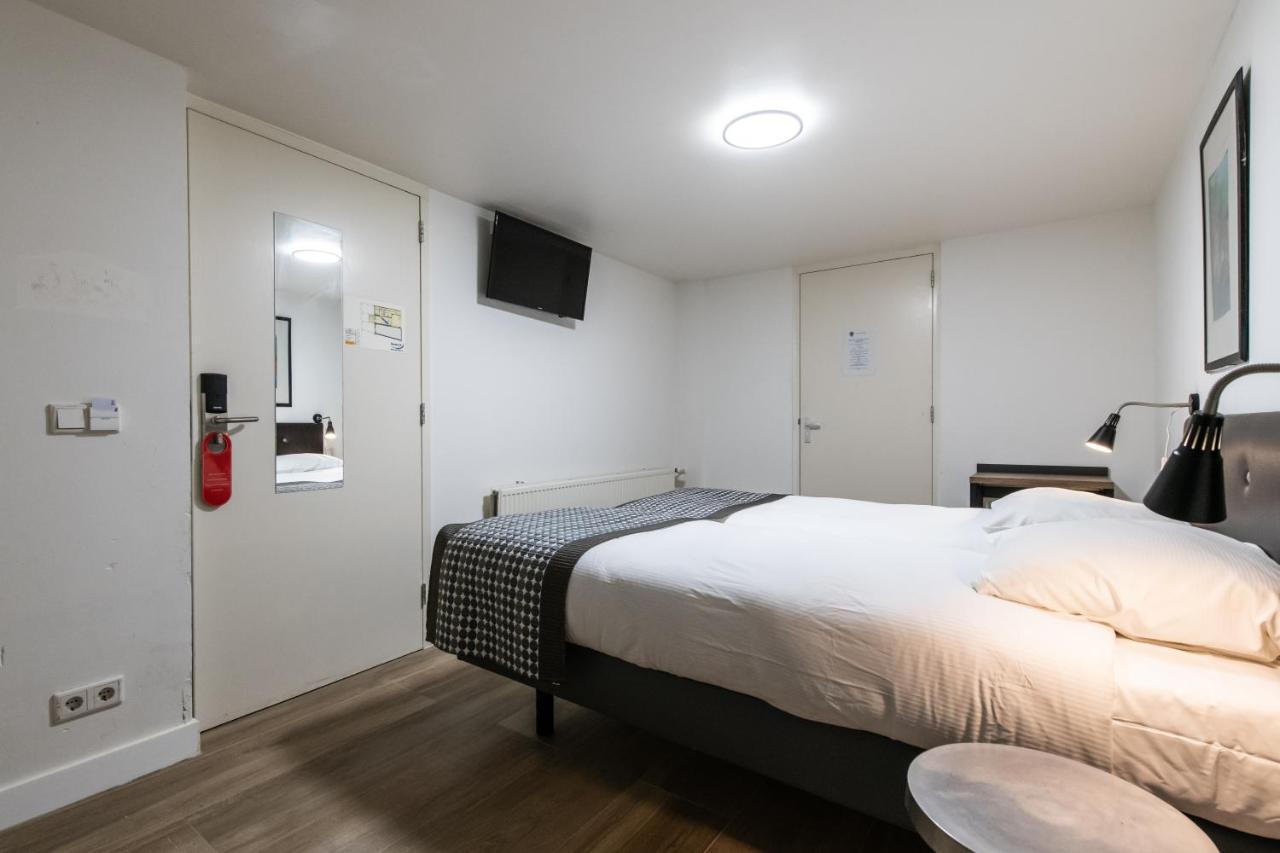 Souterrain Twin Room,1207192717:JPEG