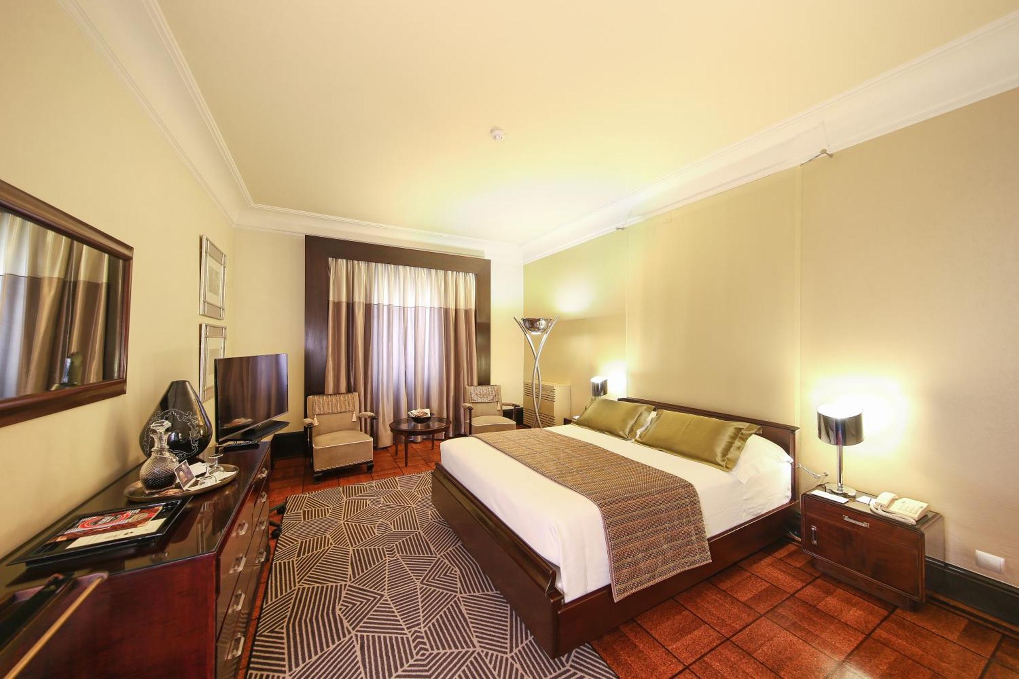 Junior Suite,1338661424:JPEG