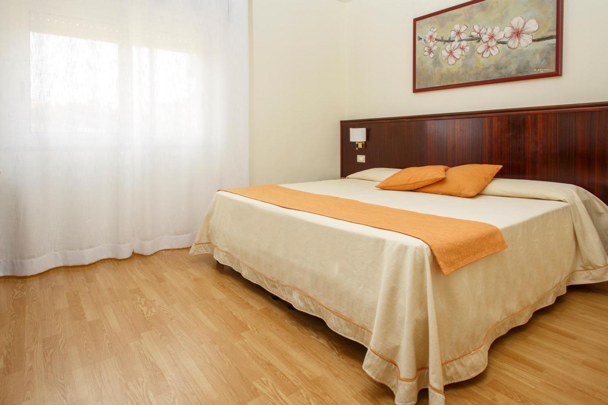 Chambre Double Classique - Vue sur Ville