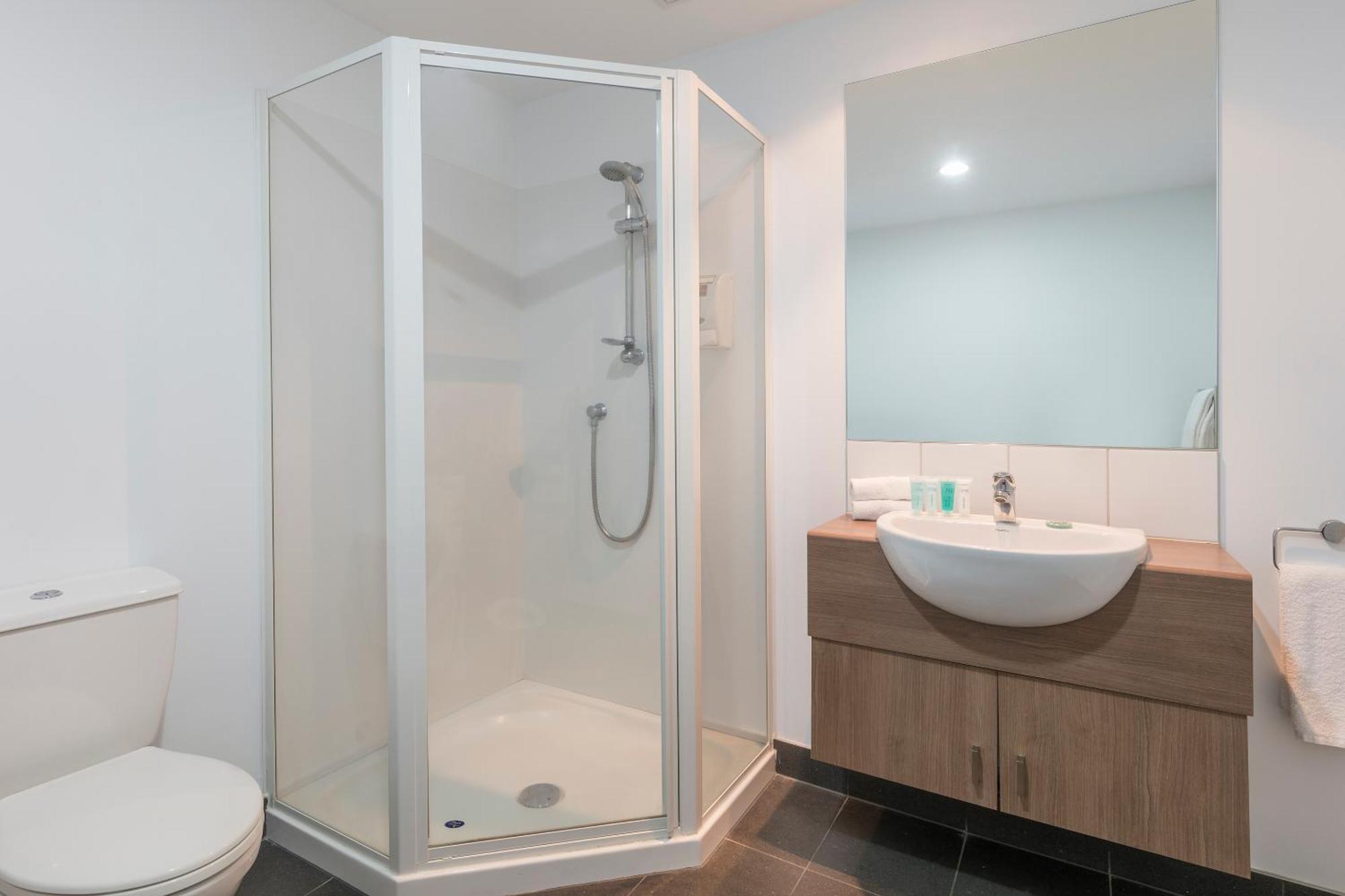 One-Bedroom Apartment,62203042:JPEG
