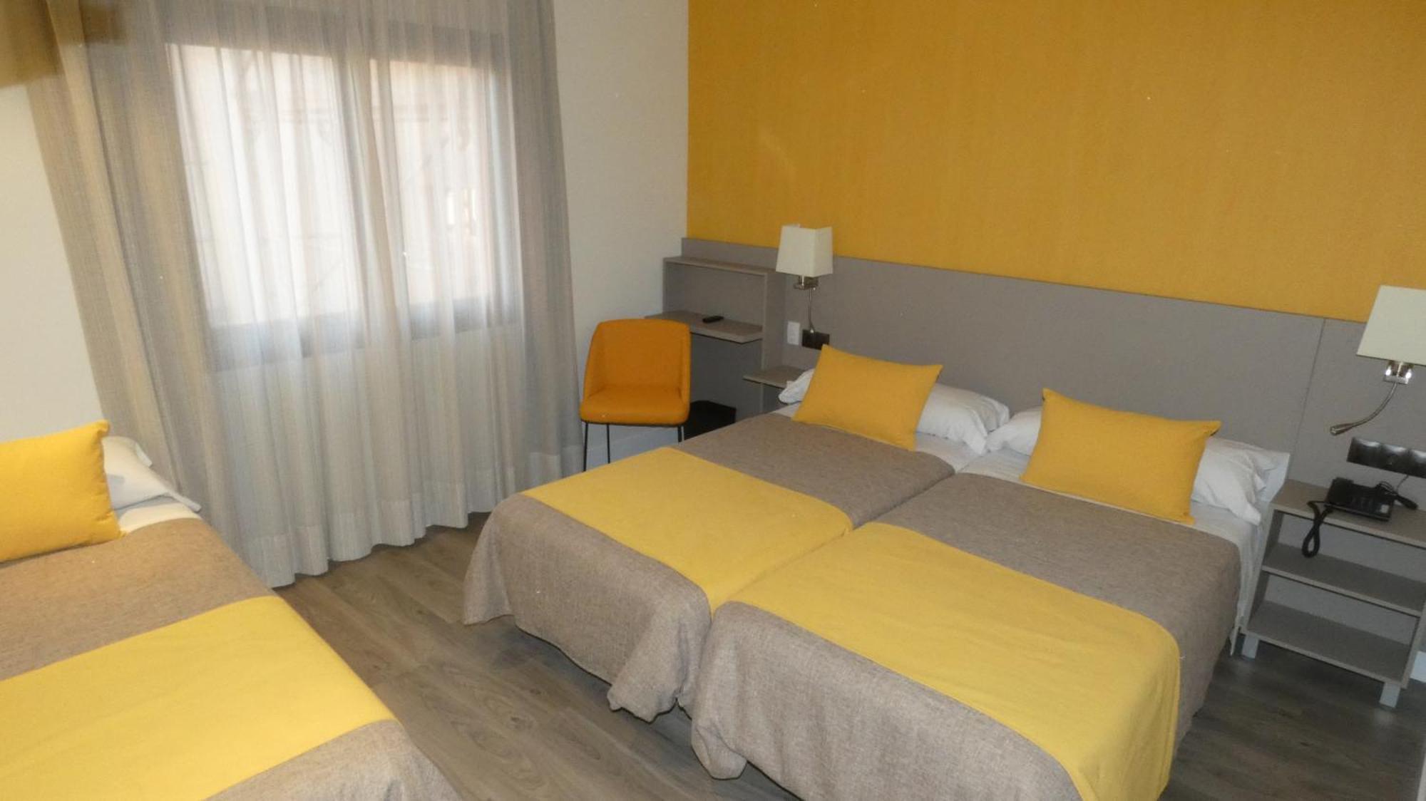 Triple Room