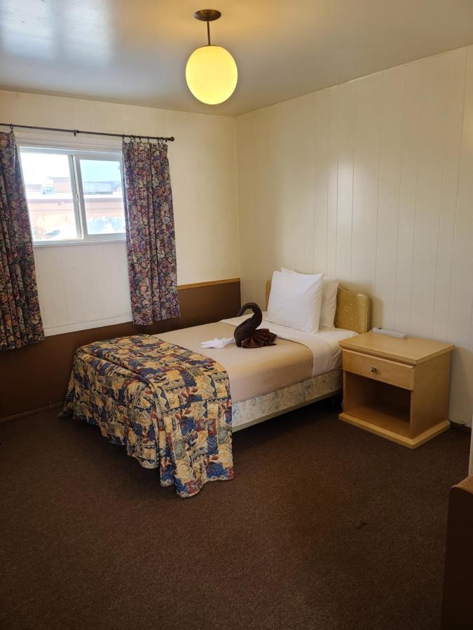 Standard Double or Twin Room,1388554664:JPEG
