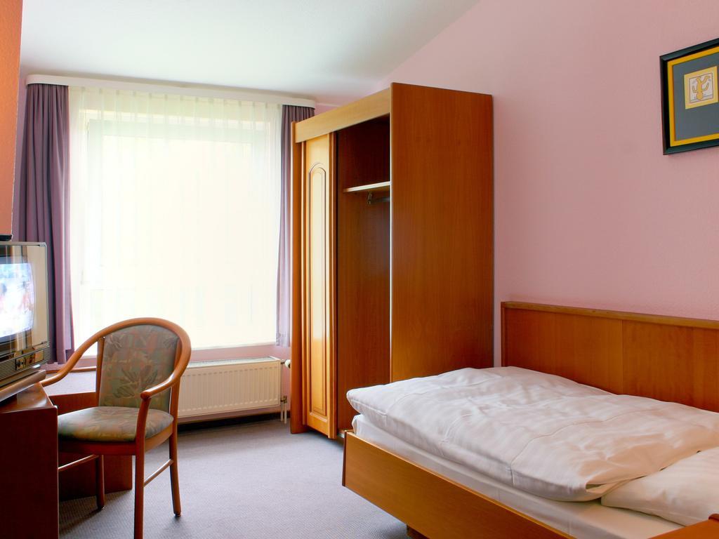 Superior Single Room,125359092:JPEG