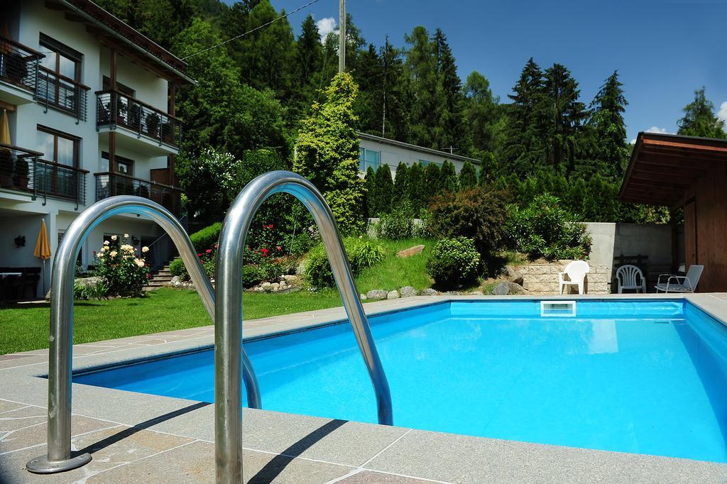 One-Bedroom Apartment,134927922:JPEG