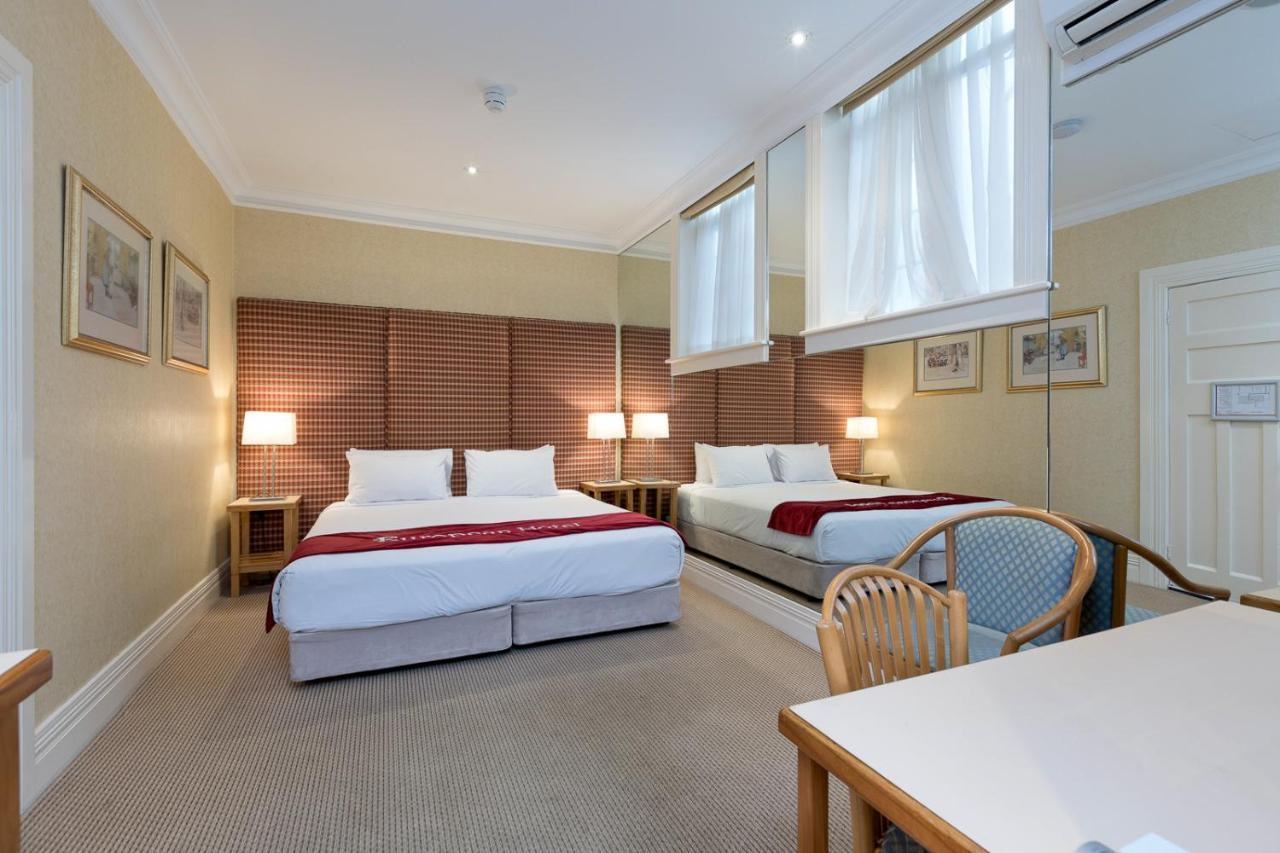 Standard Queen Room