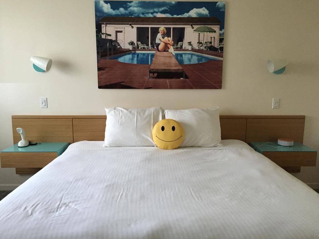 Cali King Accessible Room