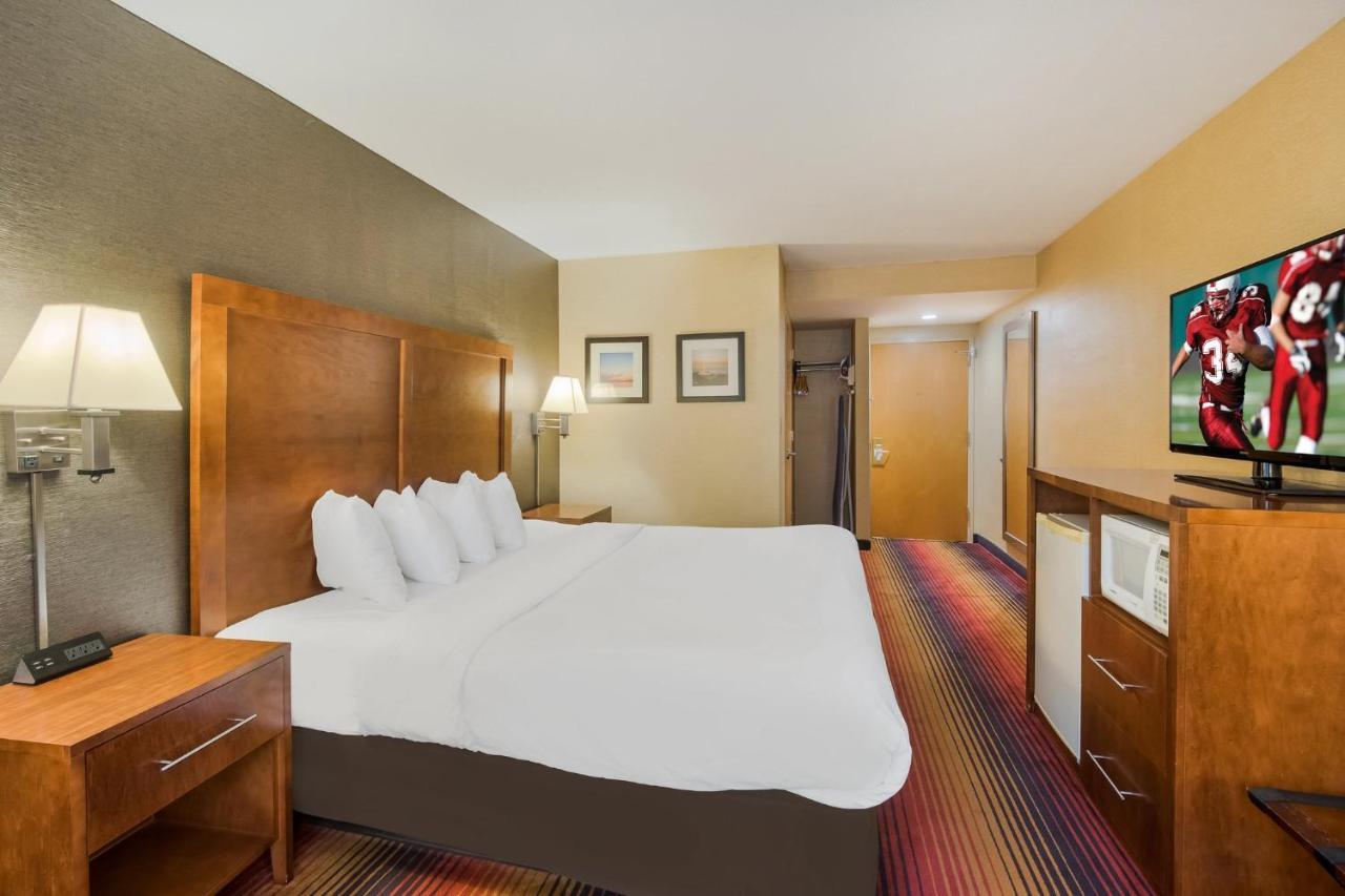 Superior King Room Disability Access Non-Smoking