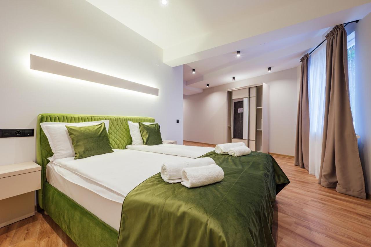 Familiensuite mit Balkon