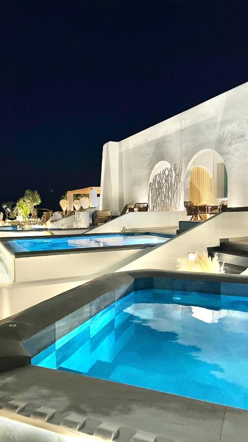 Luxury Beachfront Plunge Pool Suite