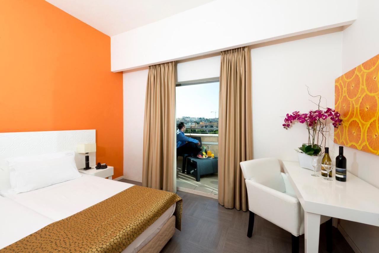 Chambre Double ou Lits Jumeaux avec Balcon