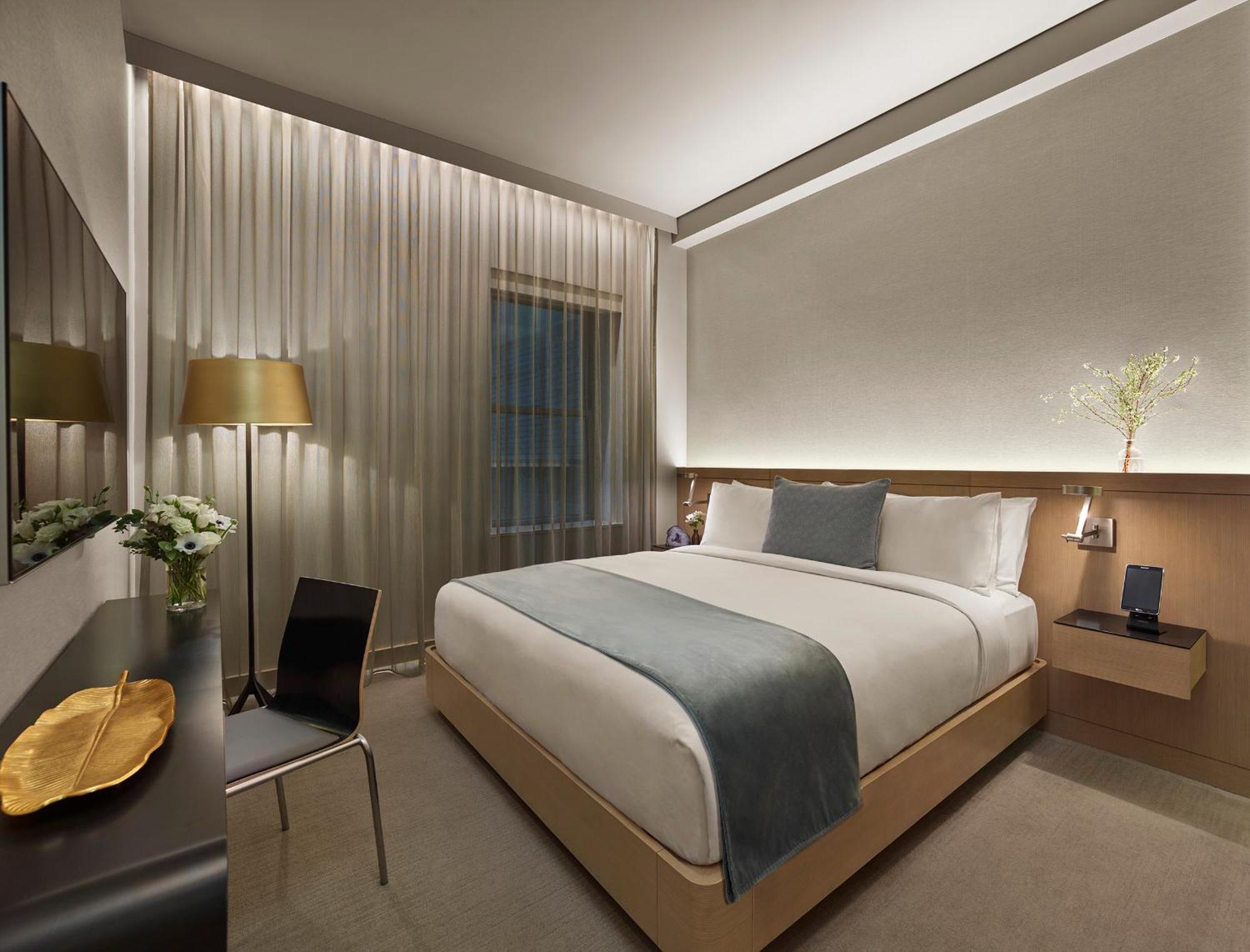 Chambre Lit King-Size Deluxe - Accessible aux Personnes à Mobilité Réduite