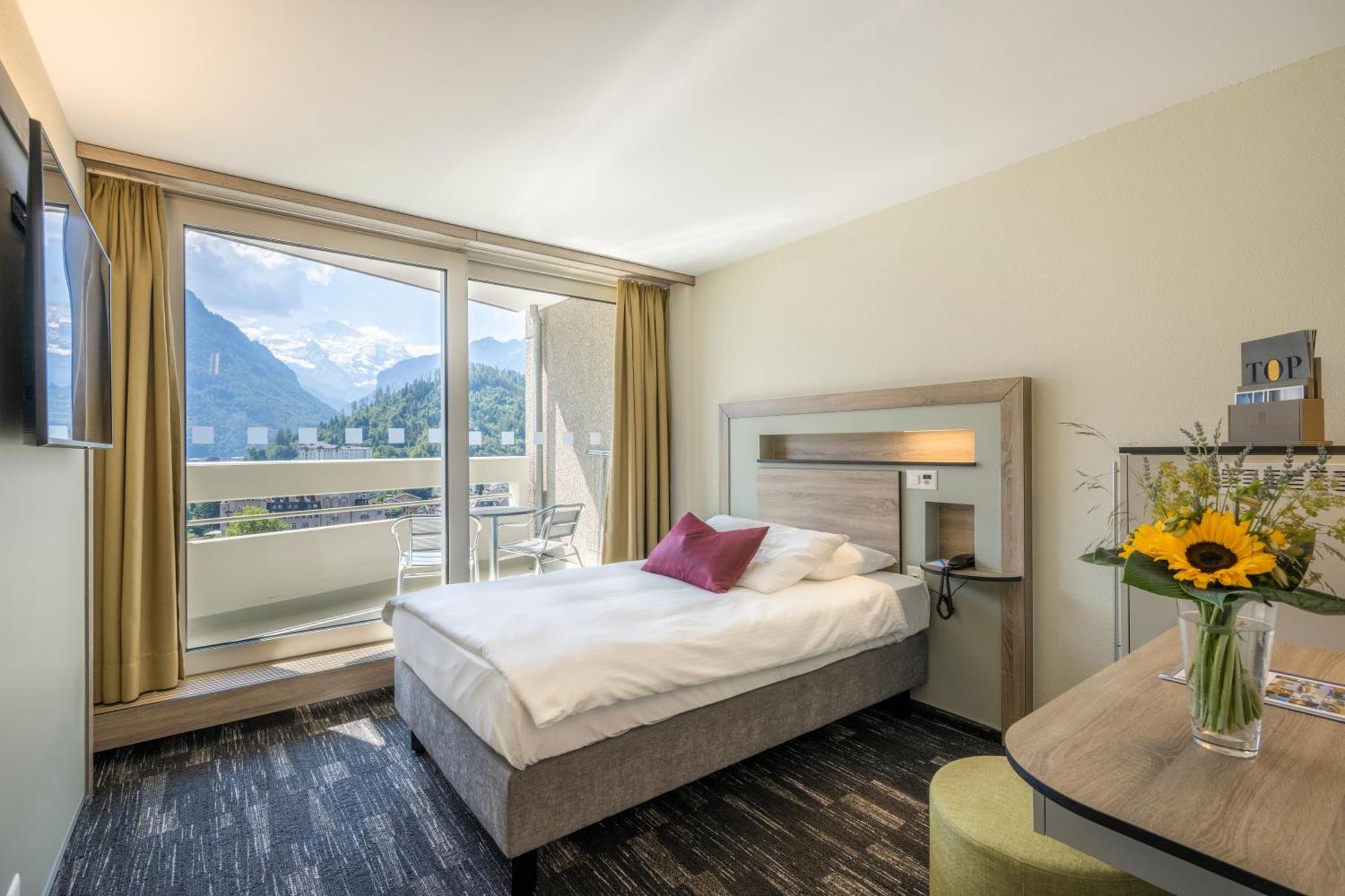 Deluxe Single Room,1438100077:JPEG