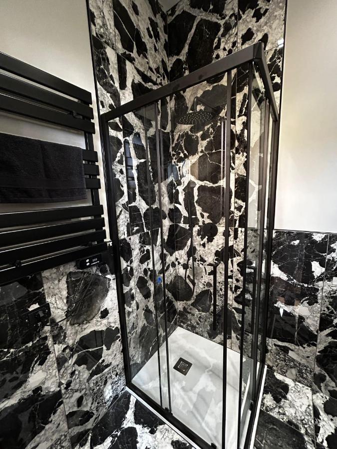 Camera Matrimoniale con Bagno Privato