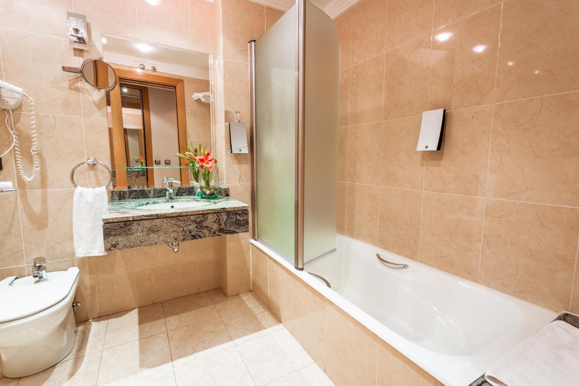 Chambre Double (1-2 Adultes)