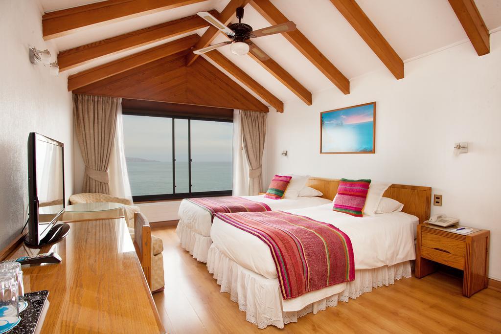Standard Twin Room with Ocean View,1228515161:JPEG