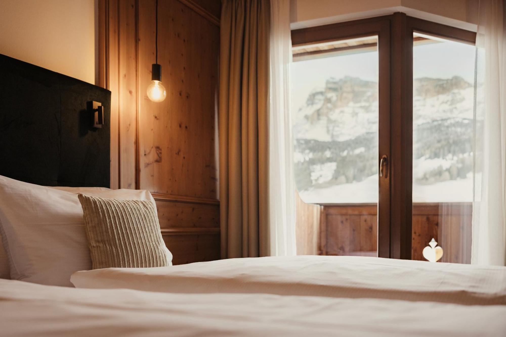 Double Room with Mountain View
