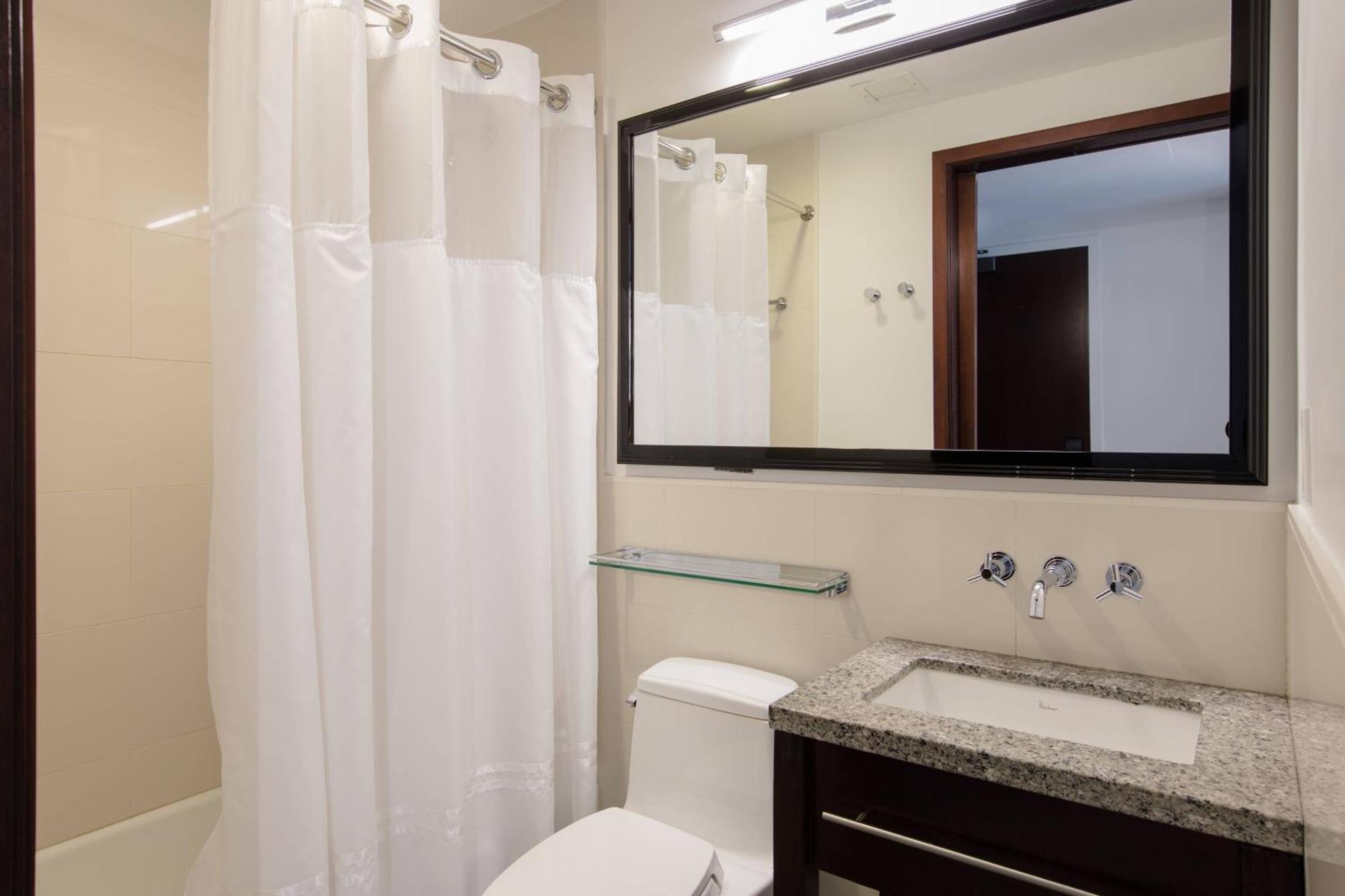 Room Two Double Beds City View
