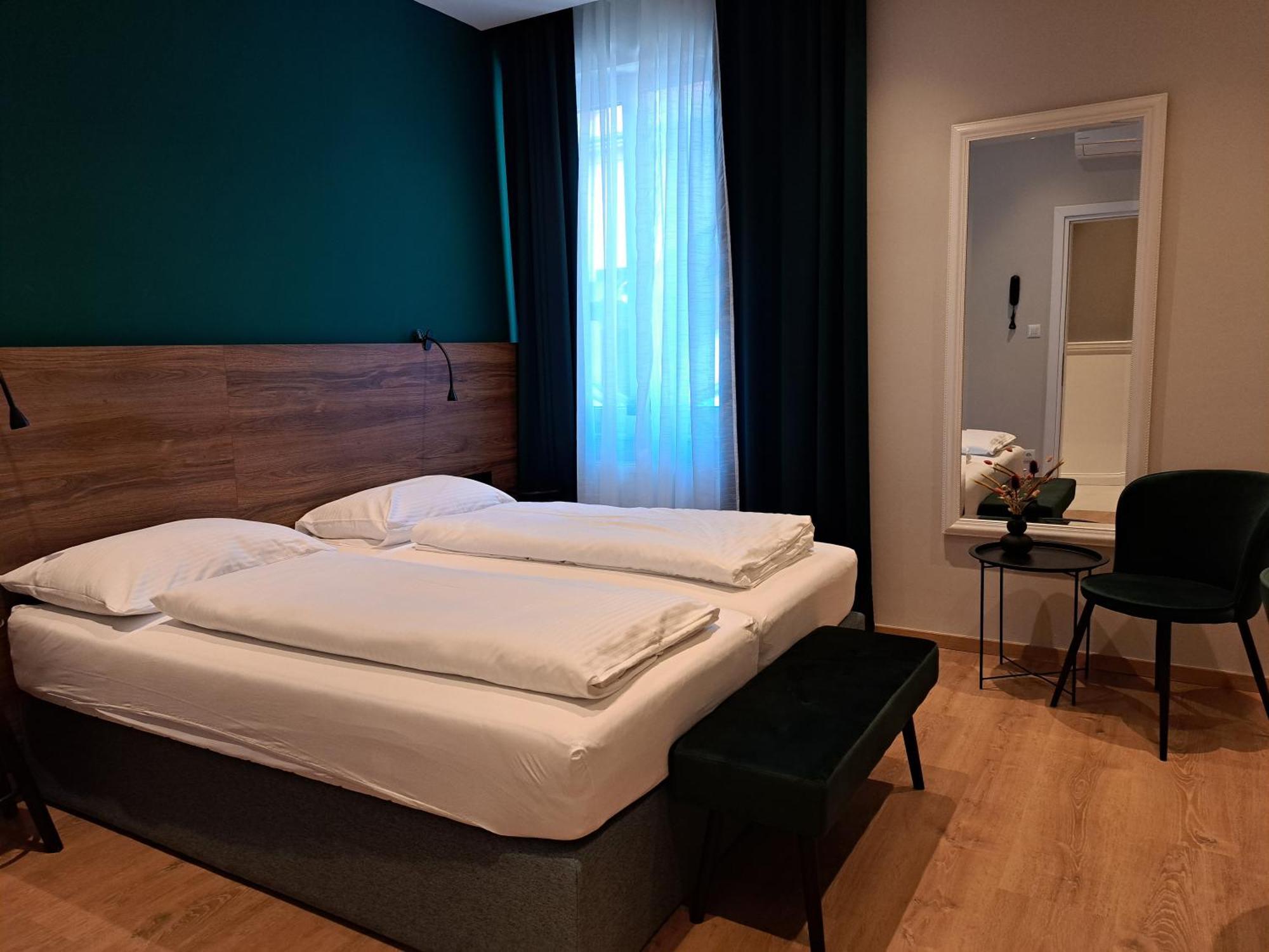 Chambre Double ou Lits Jumeaux