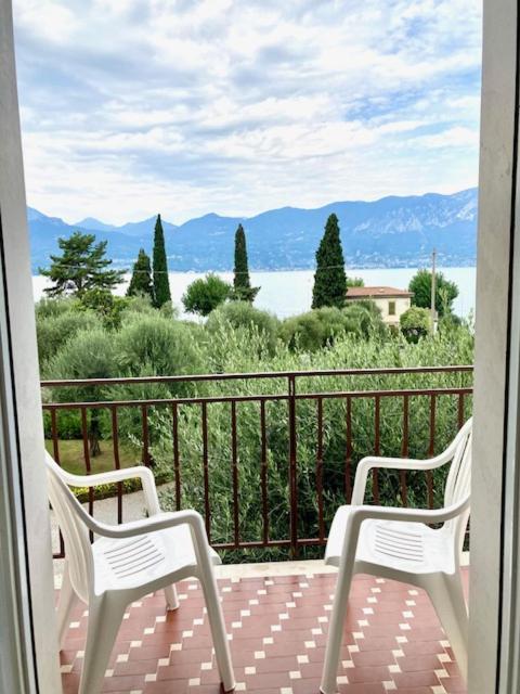 Double or Twin Room with Lake View