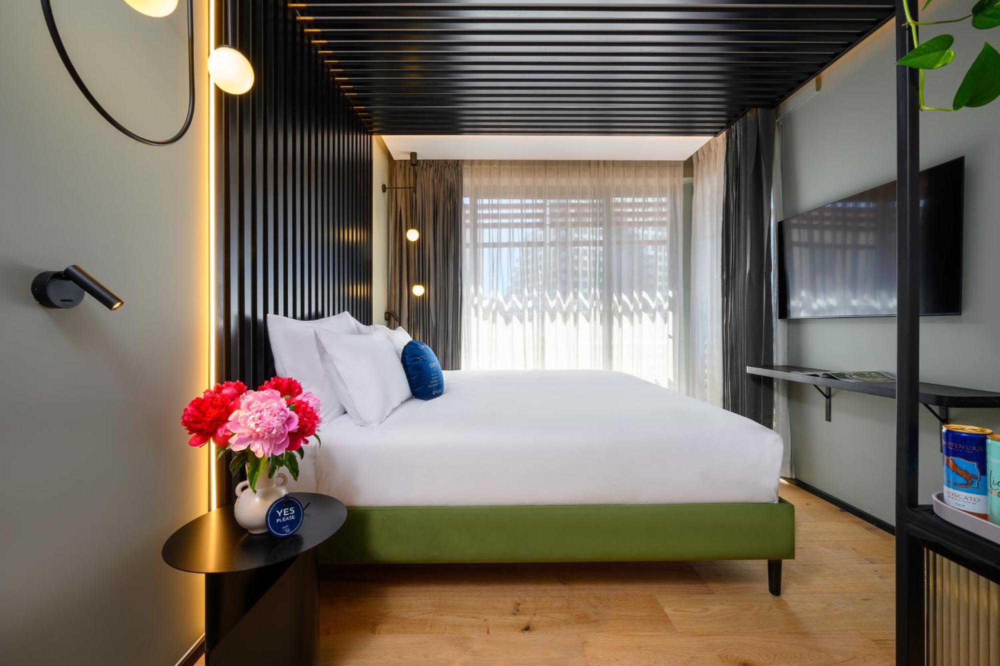 Deluxe Double or Twin Room with City View,1580165736:JPEG