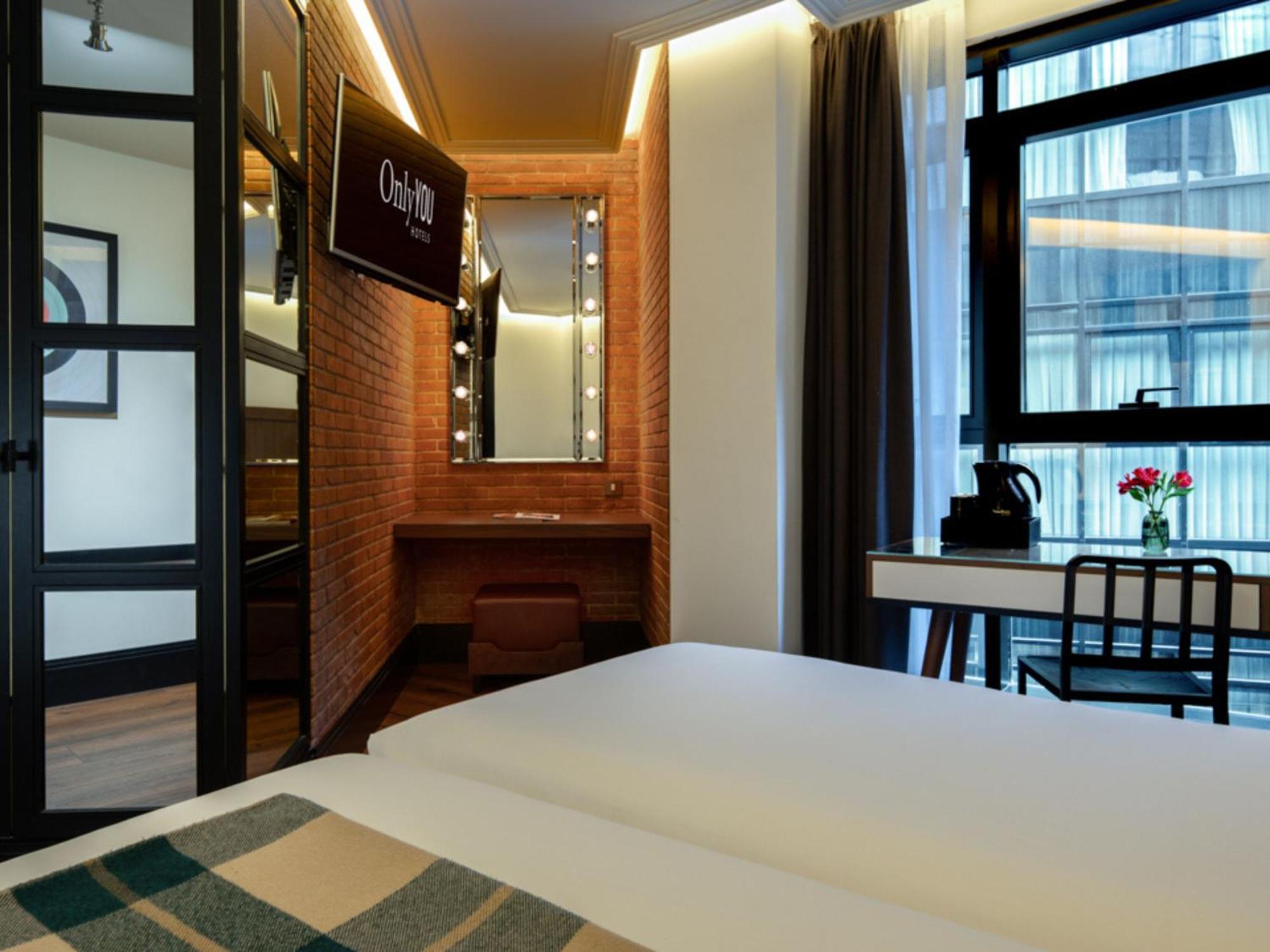 Petite Chambre Double ou Lits Jumeaux