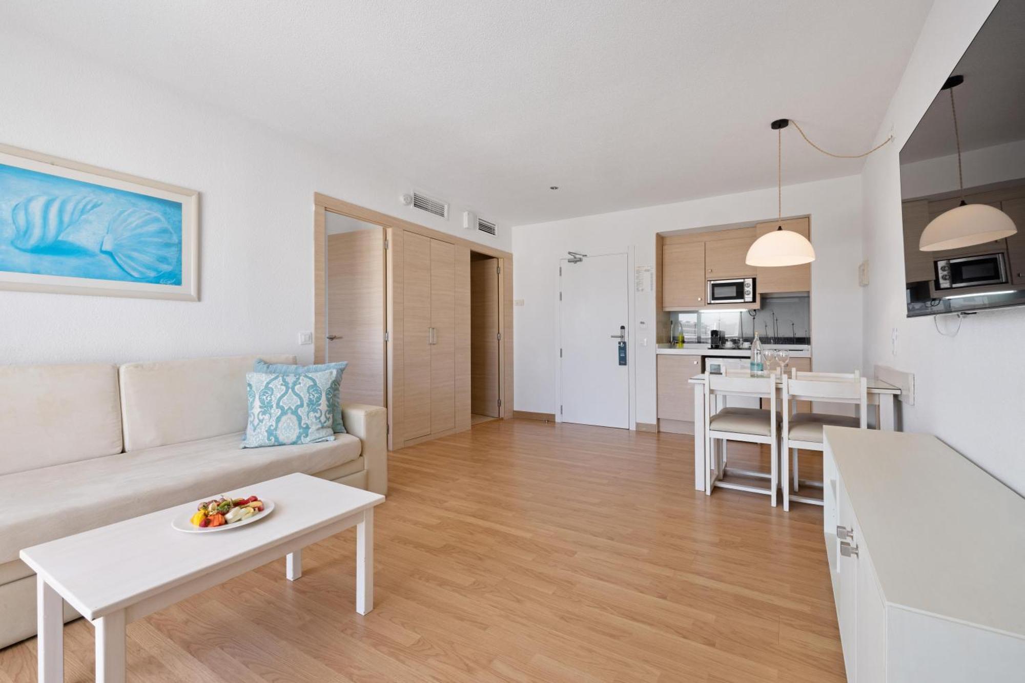 Apartment - Selection Club,1584395304:JPEG