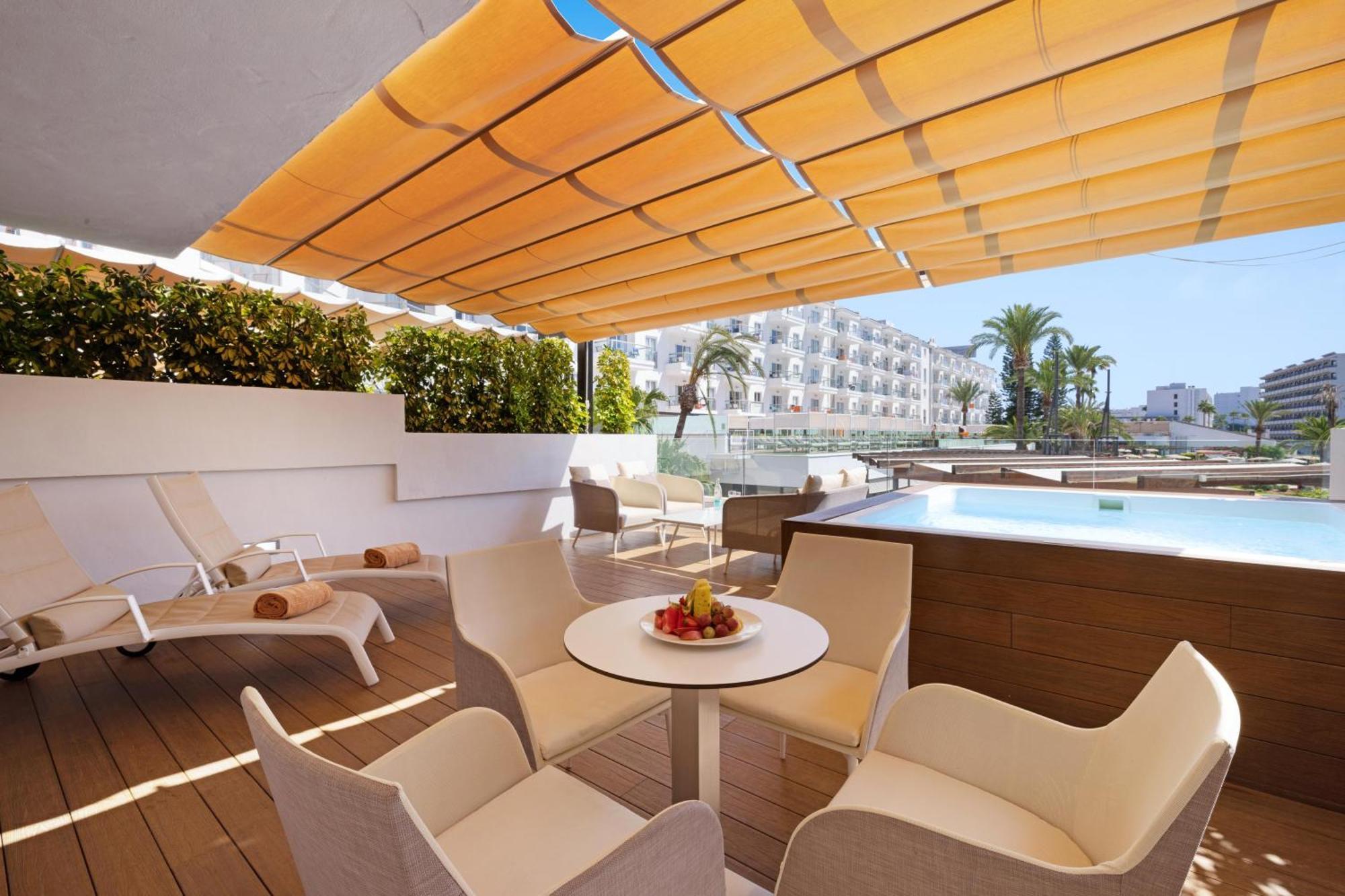 Apartment with Plunge Pool - Selection Club,1584395333:JPEG