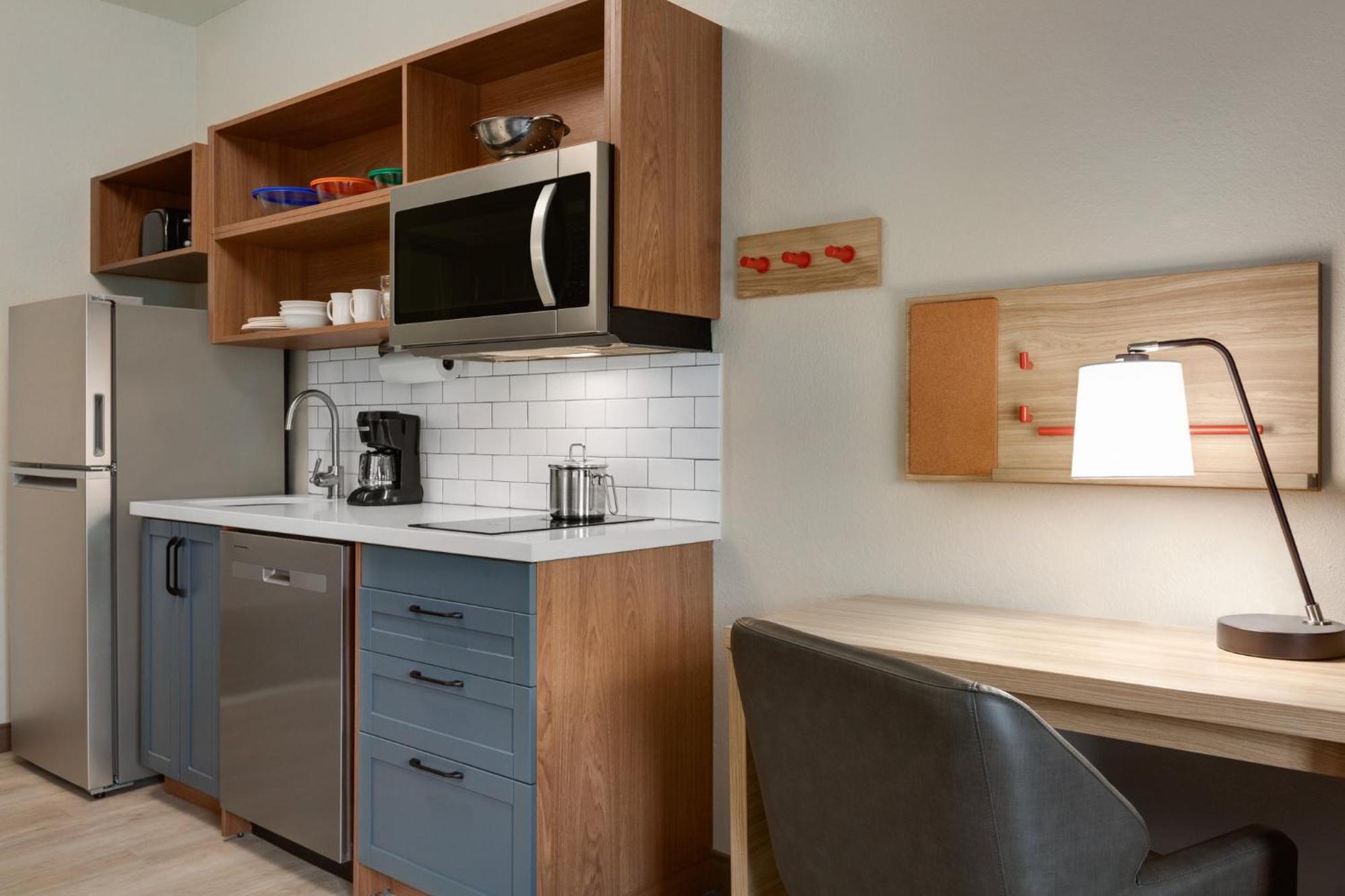 One-Bedroom Suite with Sofa Bed,1586839415:JPEG