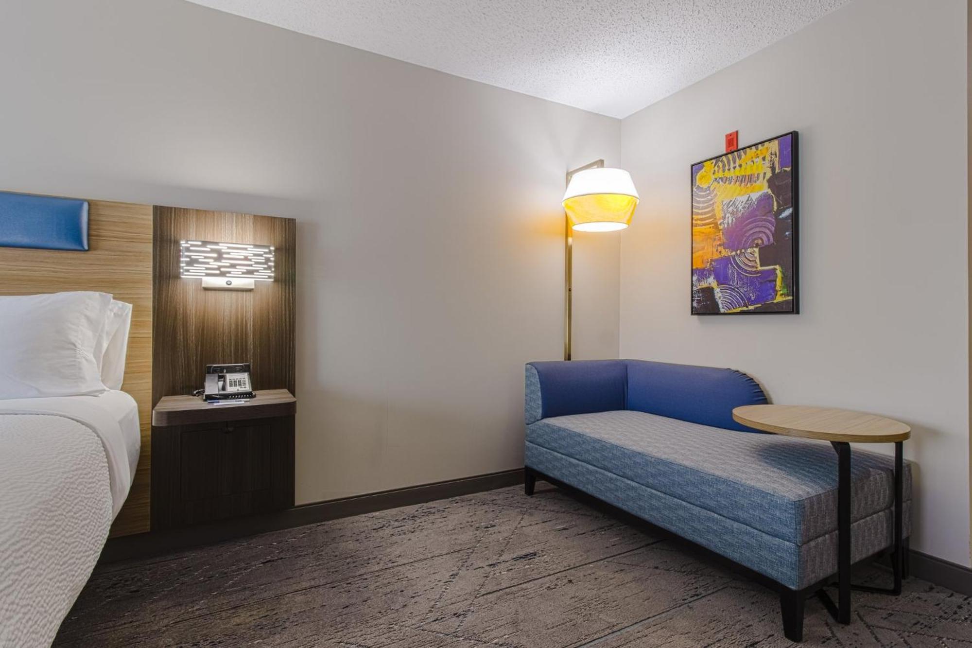 Standard King Room
