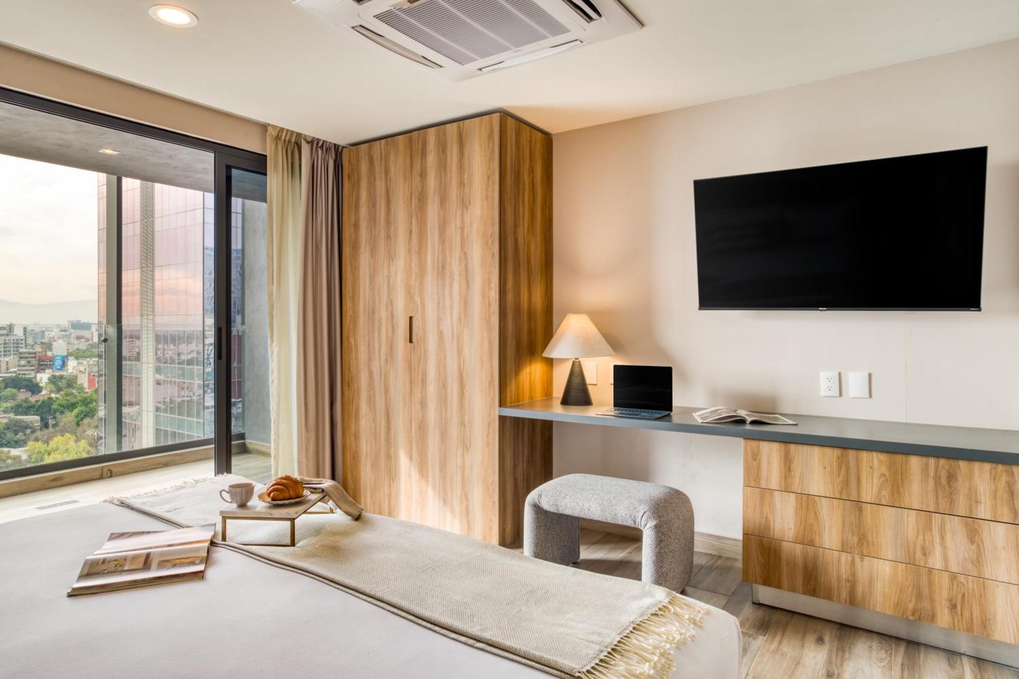 Apartamento de 2 dormitorios con balcón