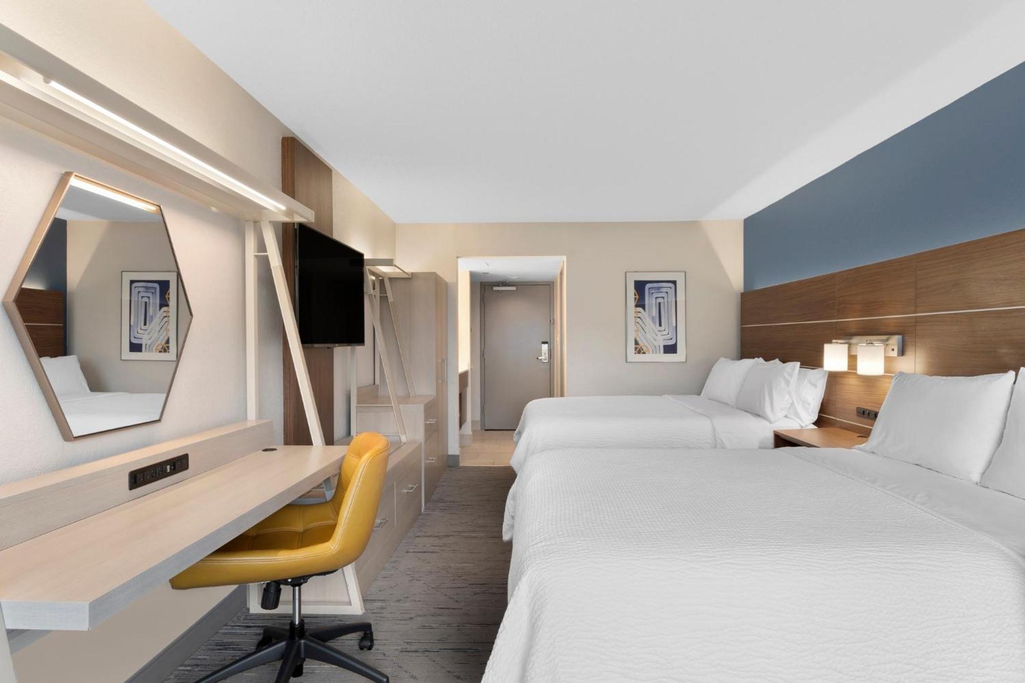 Standard Room Two Queen Beds