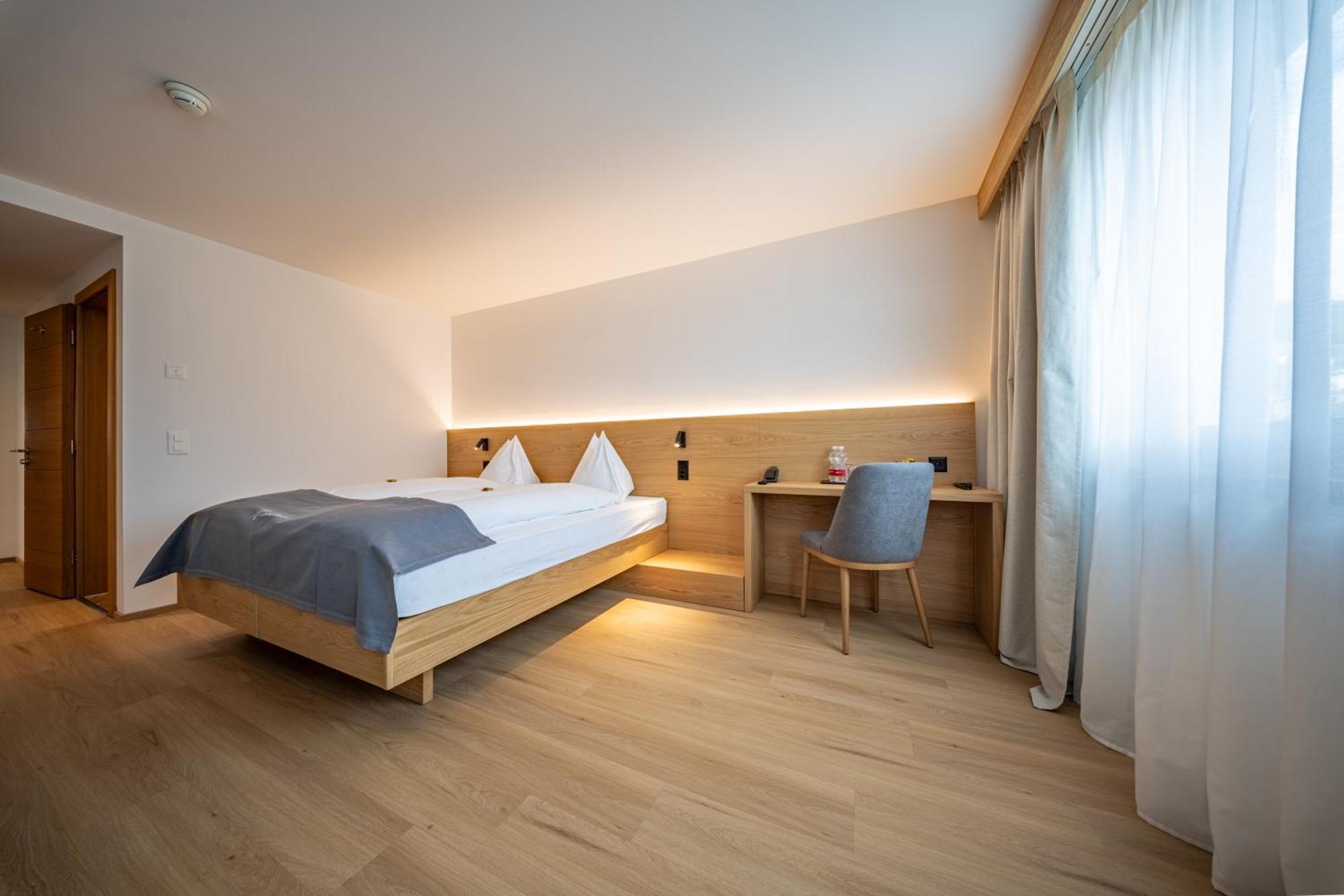 Superior Twin Room,1616878459:JPEG