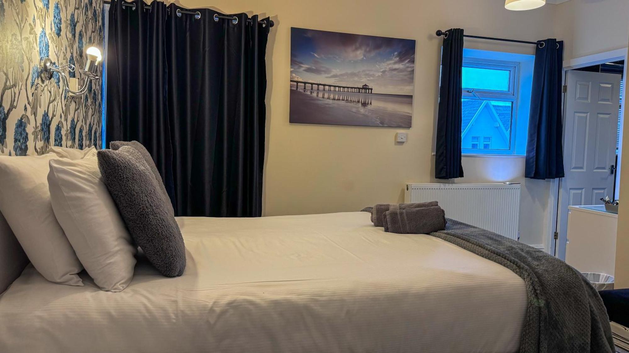 Two-Bedroom Suite