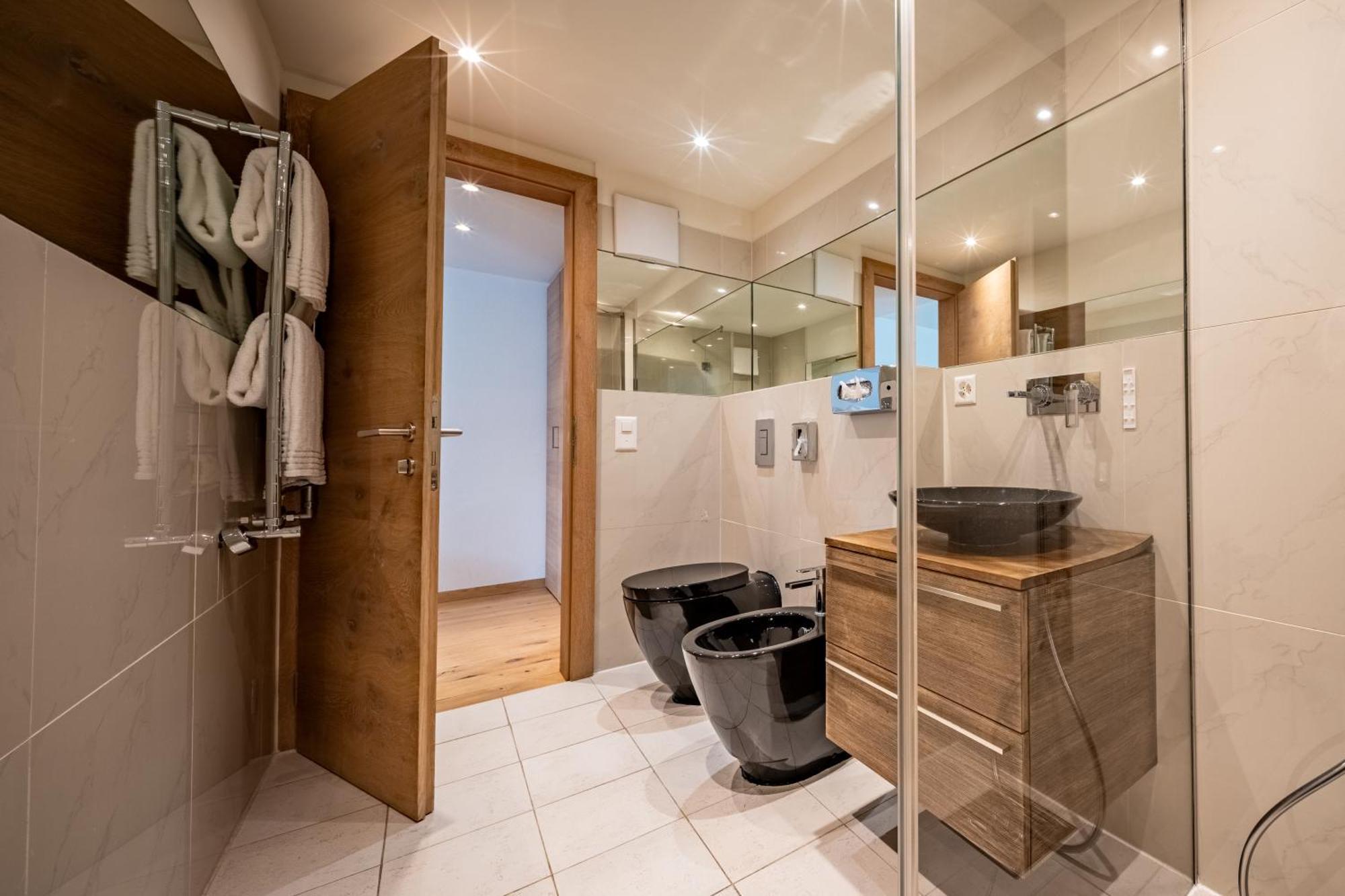 Apartment (4 adults + 1 child),1622023983:JPEG