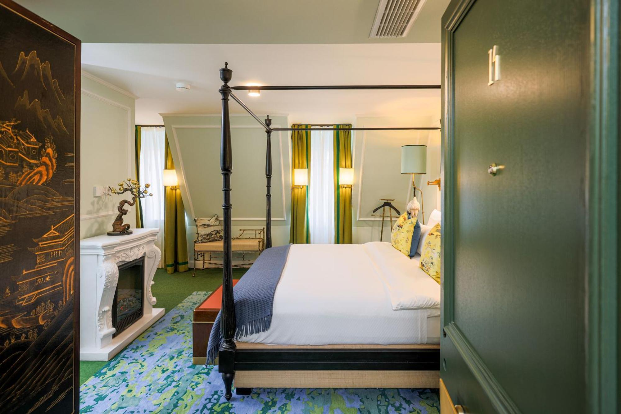 Executive Suite