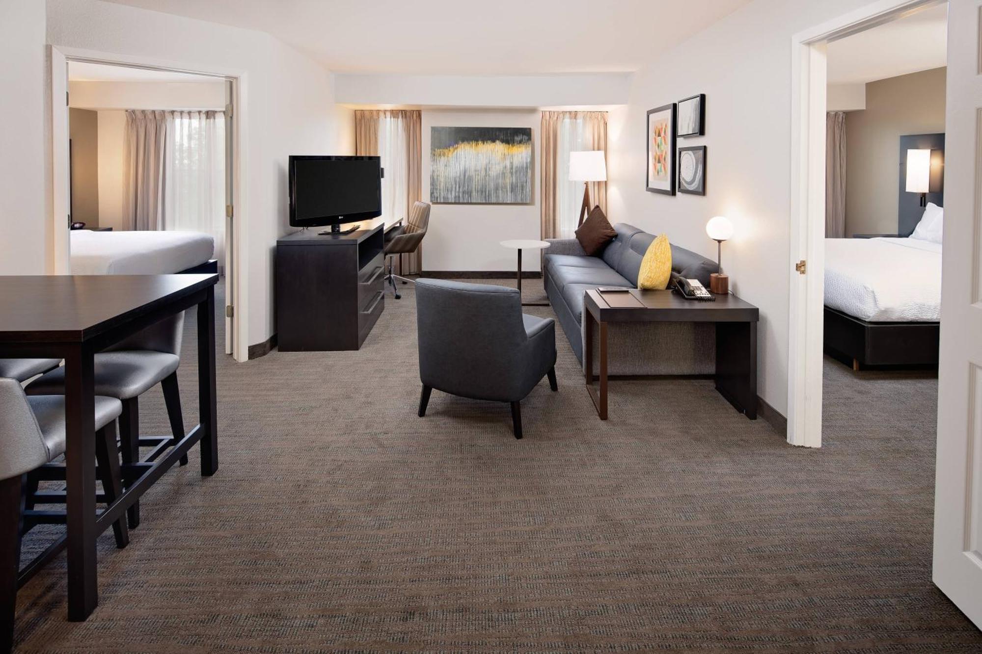 Two-Bedroom Queen Suite with Sofa Bed,1632995814:JPEG