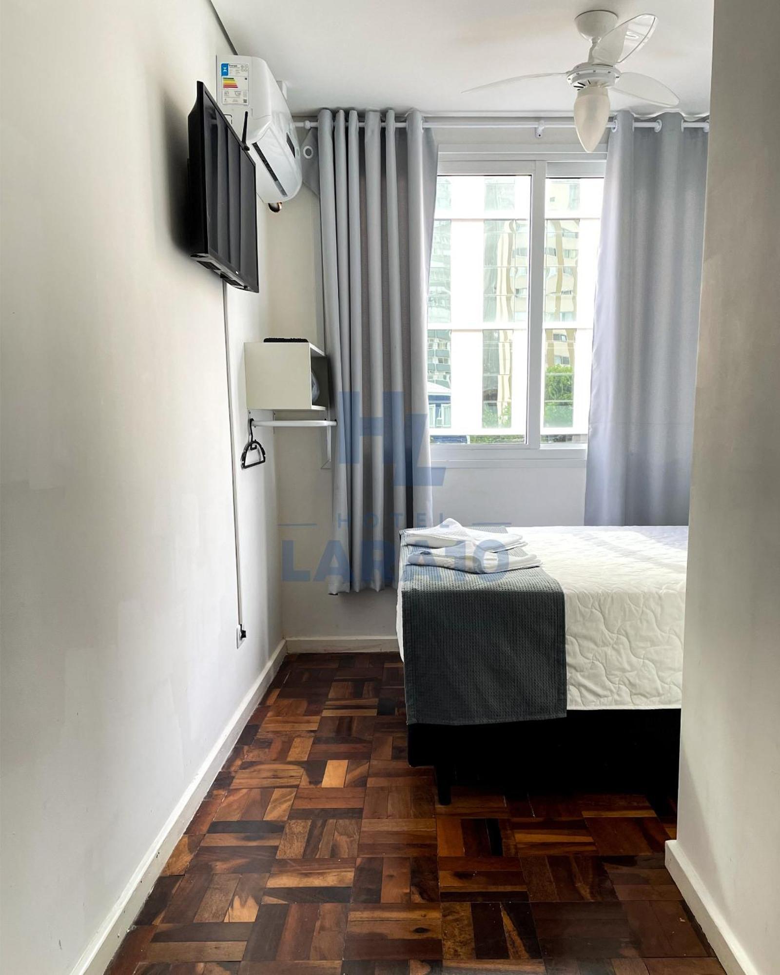 Quarto Duplo