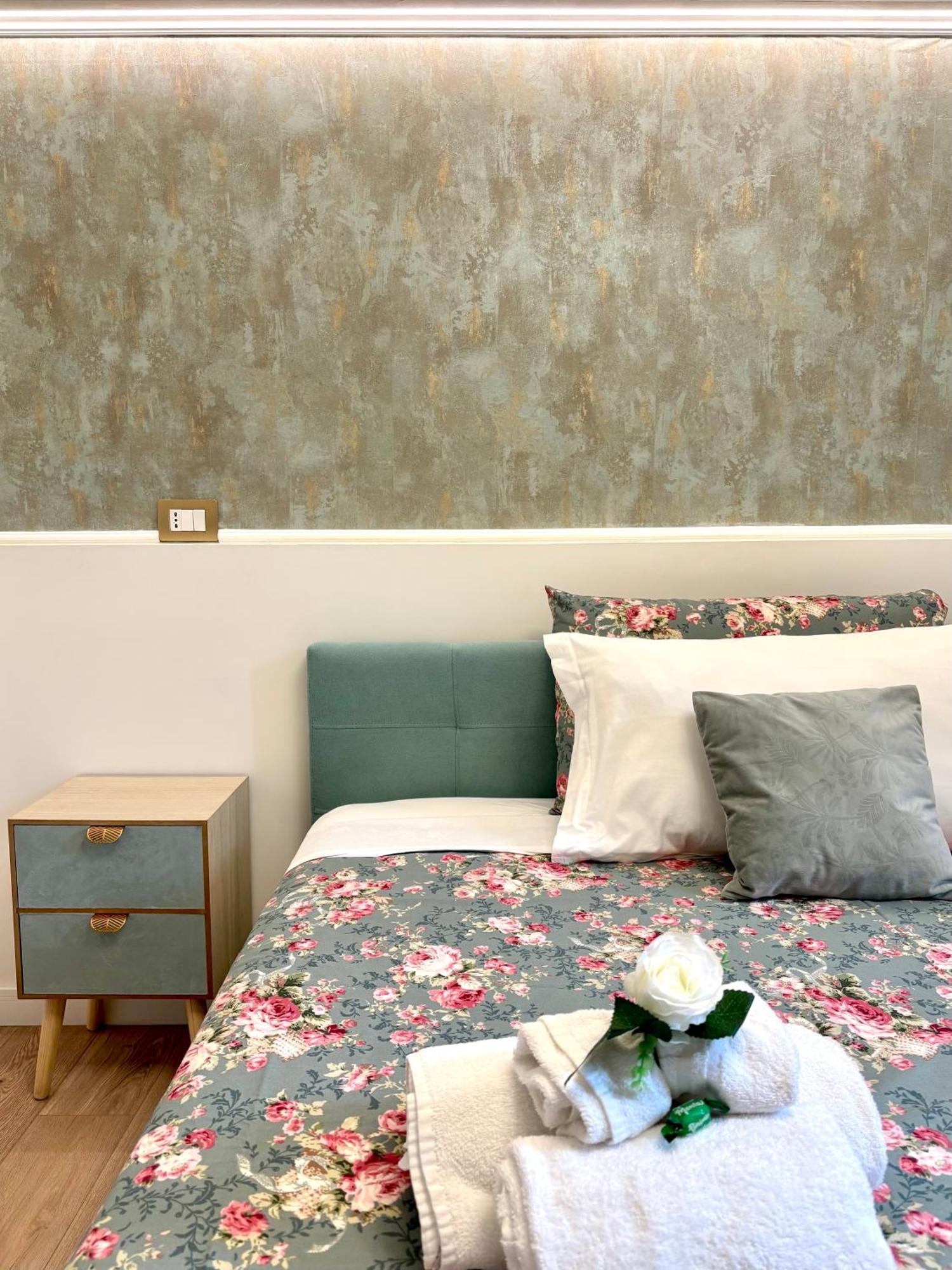 Double Room,1647358787:JPEG