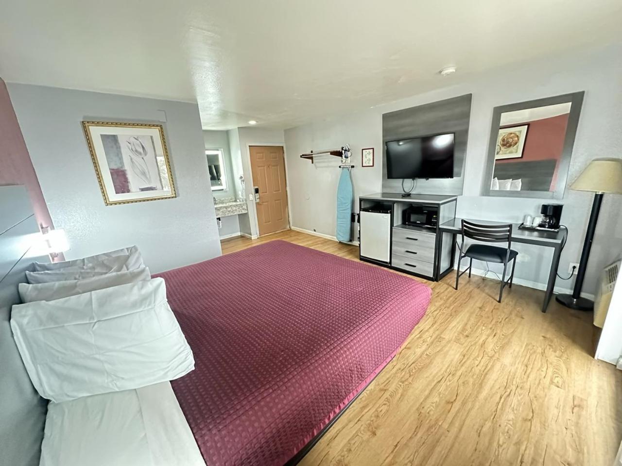 Quarto com Cama King-size - Acessível para Hóspedes com Mobilidade Reduzida