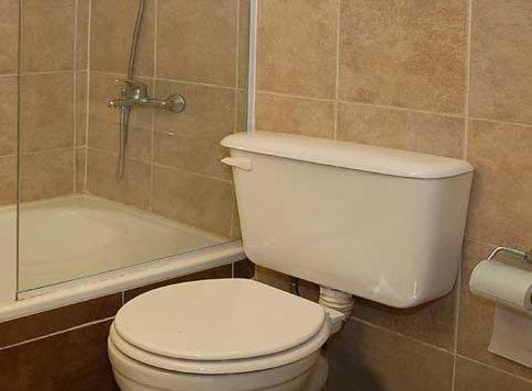Quarto Quádruplo com Banheiro