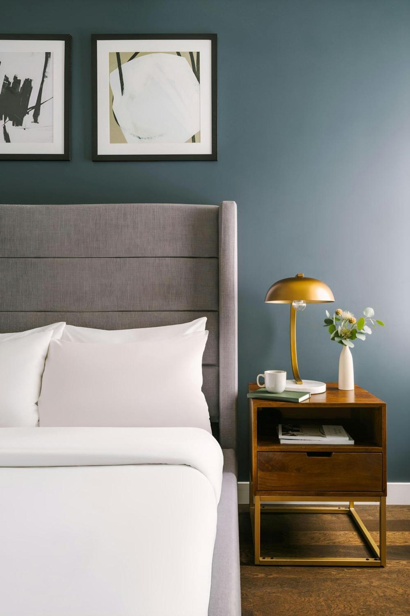 One-Bedroom Superior Apartment King or Queen Bed