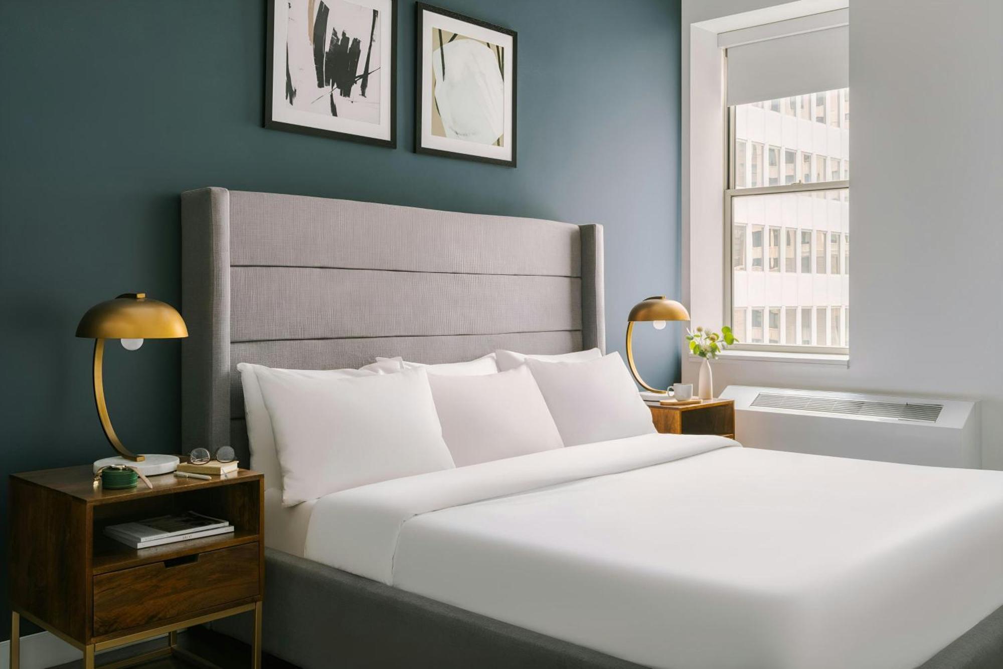 One-Bedroom Superior Apartment King or Queen Bed