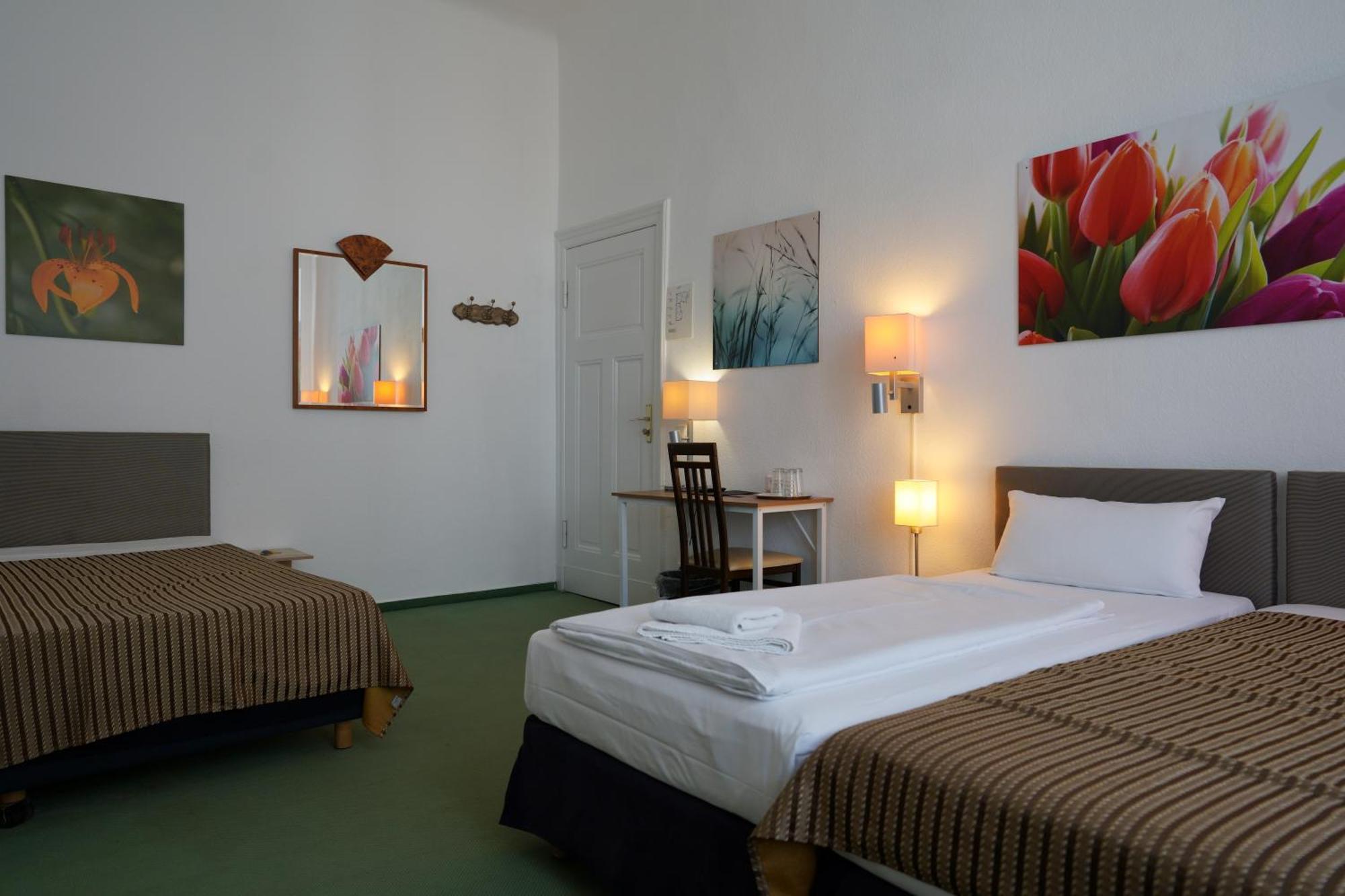 Dreibettzimmer